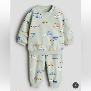 H&M toddler car sweatsuit set